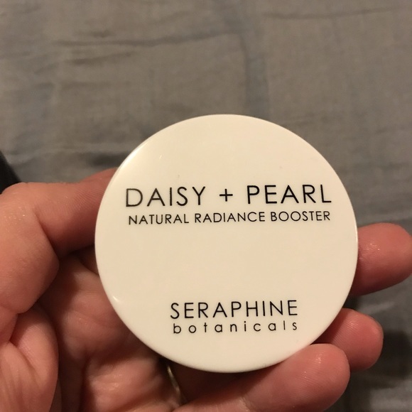 Free with purchase 🎁🎁🎁🎁🎁